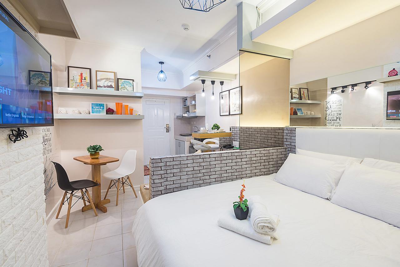 Light And Chic - Tagaytay Vacation Pad Appartement Tagaytay City Buitenkant foto