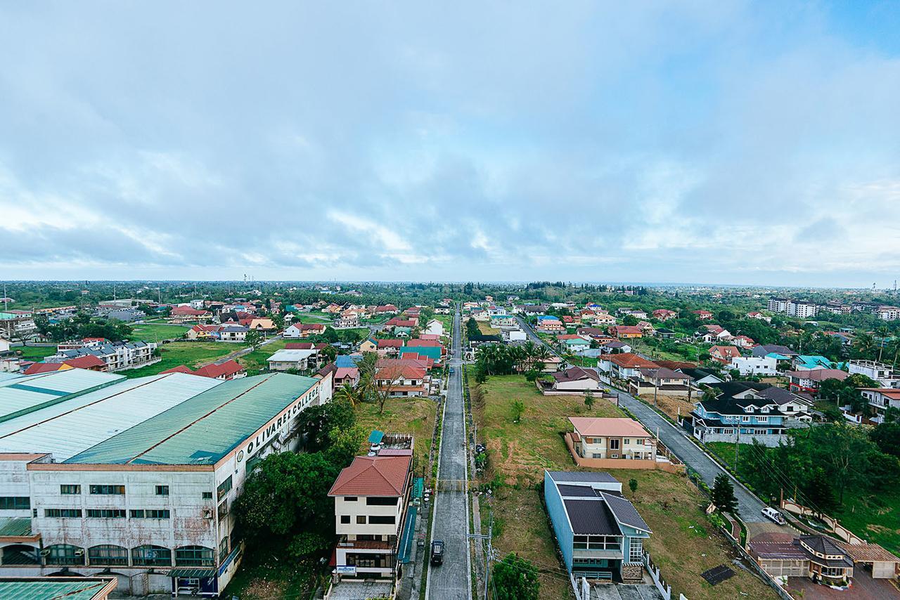 Light And Chic - Tagaytay Vacation Pad Appartement Tagaytay City Buitenkant foto