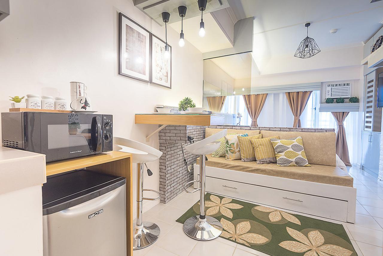 Light And Chic - Tagaytay Vacation Pad Appartement Tagaytay City Buitenkant foto